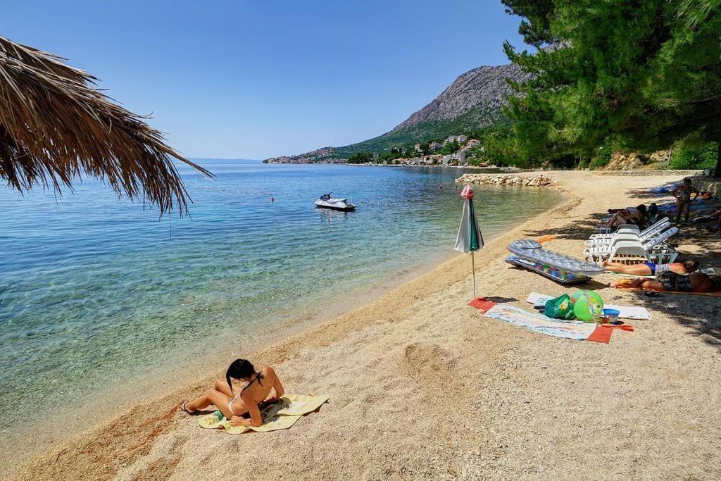 Cocoville Beach House- Makarska Appartement Buitenkant foto