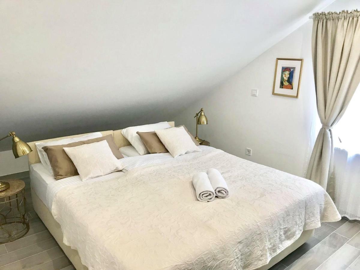 Cocoville Beach House- Makarska Appartement Buitenkant foto