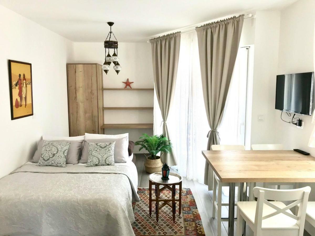 Cocoville Beach House- Makarska Appartement Buitenkant foto